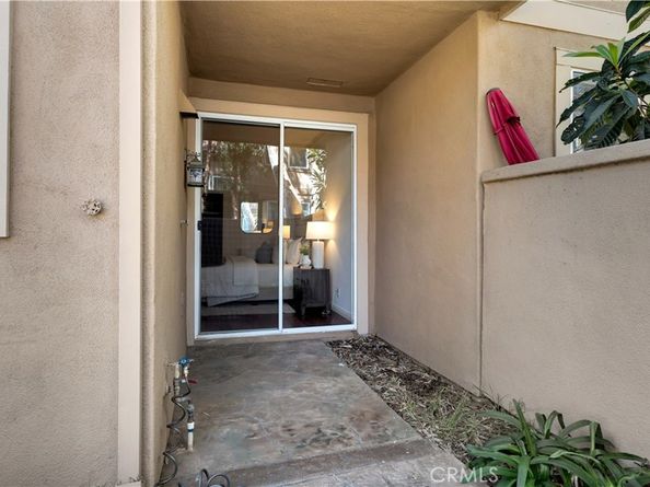 2 Ellisworth Aisle, Irvine CA 92620