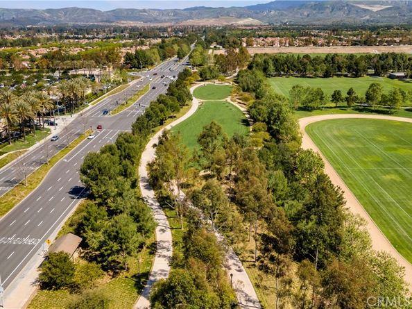 2 Ellisworth Aisle, Irvine CA 92620