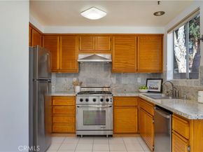 2 Ellisworth Aisle, Irvine CA 92620