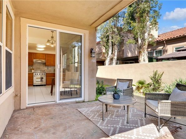 2 Ellisworth Aisle, Irvine CA 92620