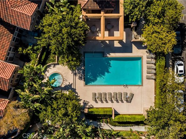 2 Ellisworth Aisle, Irvine CA 92620