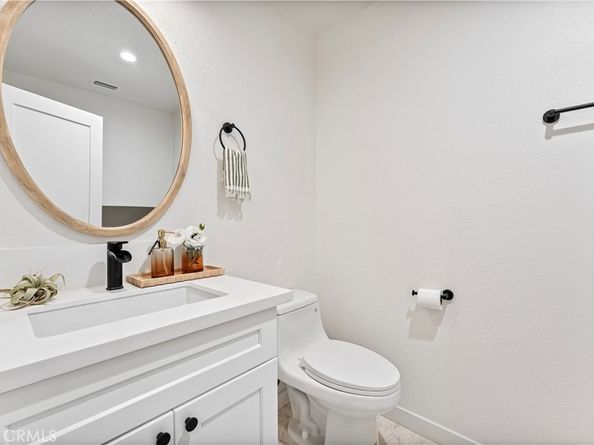 4365 Mclaughlin Avenue 25, Los Angeles CA 90066