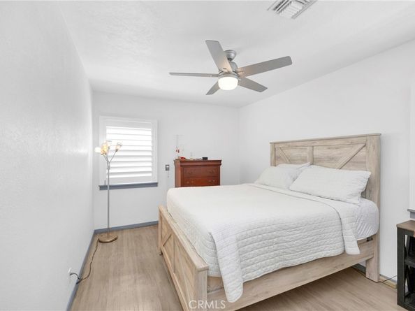 5867 Adenmoor Avenue, Lakewood CA 90713