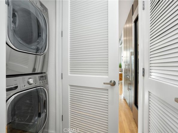 133 N The Promenade N 422, Long Beach CA 90802