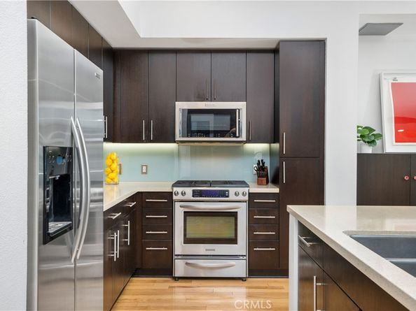 133 N The Promenade N 422, Long Beach CA 90802