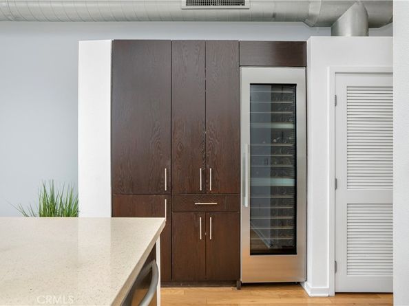 133 N The Promenade N 422, Long Beach CA 90802