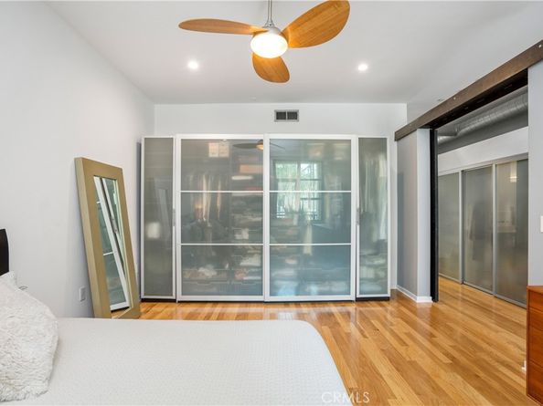 133 N The Promenade N 422, Long Beach CA 90802