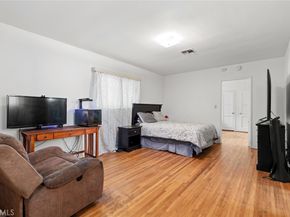 2294 Belmont Avenue, Long Beach CA 90815