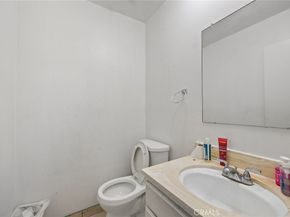 1556 E Benmore Lane, Anaheim CA 92805