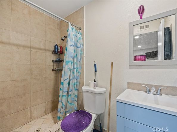 1556 E Benmore Lane, Anaheim CA 92805