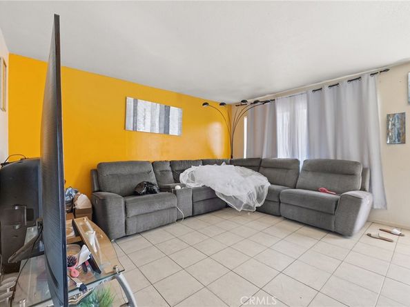 1556 E Benmore Lane, Anaheim CA 92805