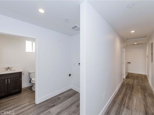 827 E 74th Street, Los Angeles CA 90001