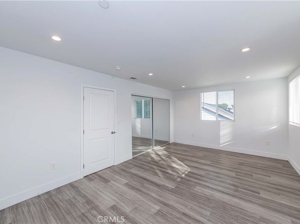 827 E 74th Street, Los Angeles CA 90001