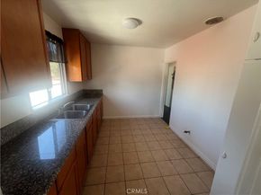 1980 Chestnut Avenue, Long Beach CA 90806