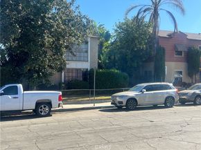 1980 Chestnut Avenue, Long Beach CA 90806