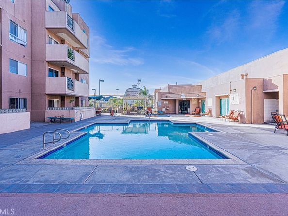450 E 4th Street 325, Santa Ana CA 92701