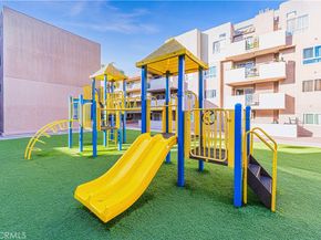 450 E 4th Street 325, Santa Ana CA 92701