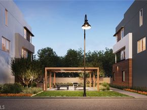 689 S Lyon Street, Santa Ana CA 92705