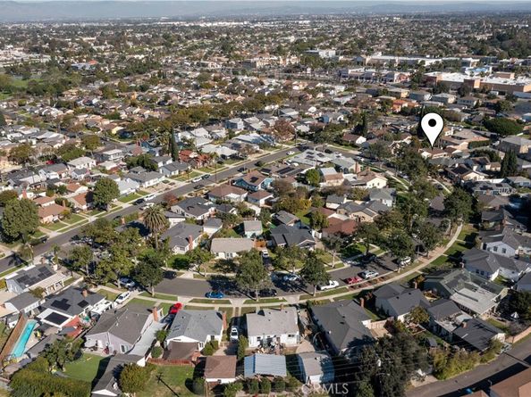 474 E 44th Circle, Long Beach CA 90807