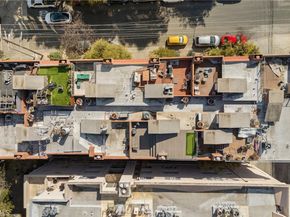 869 S Wooster 303, Los Angeles CA 90035