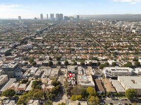 869 S Wooster 303, Los Angeles CA 90035