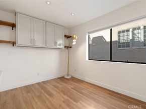 869 S Wooster 303, Los Angeles CA 90035