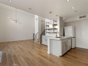 869 S Wooster 303, Los Angeles CA 90035