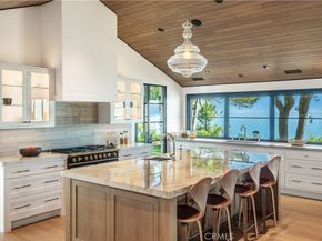71 Crest Road E, Rolling Hills CA 90274