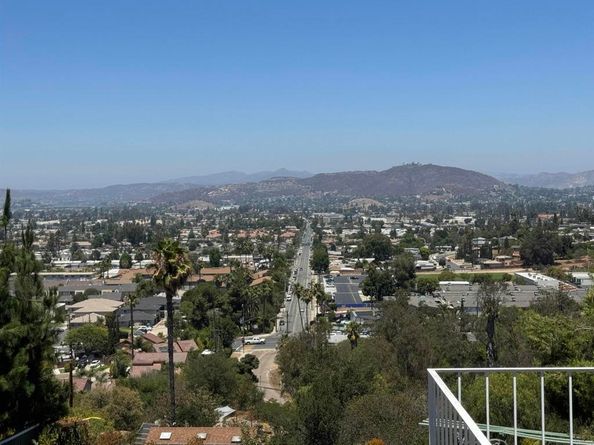 1135 Old Chase Avenue, El Cajon CA 92020