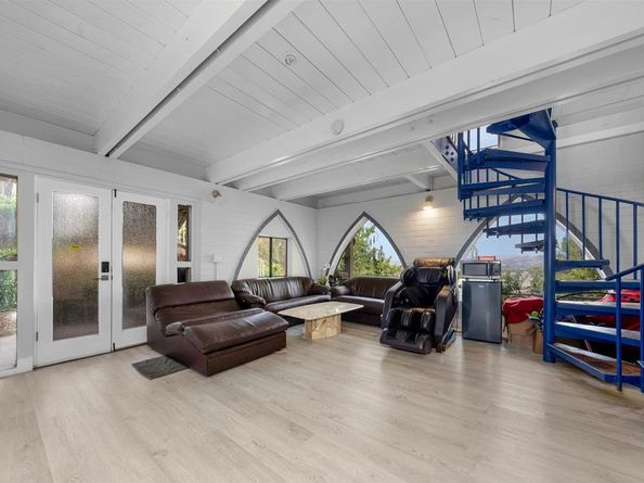 1135 Old Chase Avenue, El Cajon CA 92020