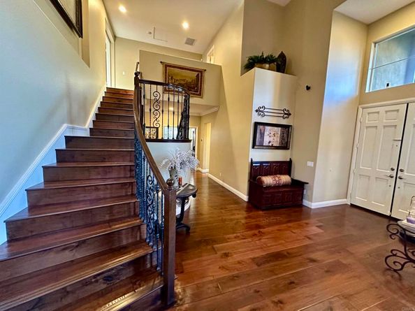 2408 Green River Dr, Chula Vista CA 91915