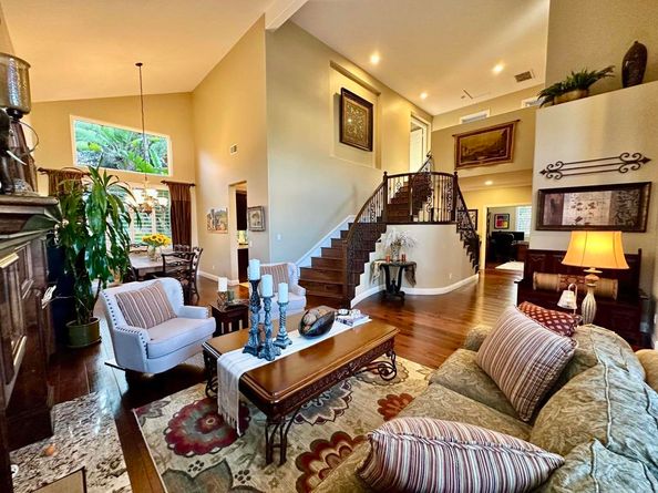 2408 Green River Dr, Chula Vista CA 91915