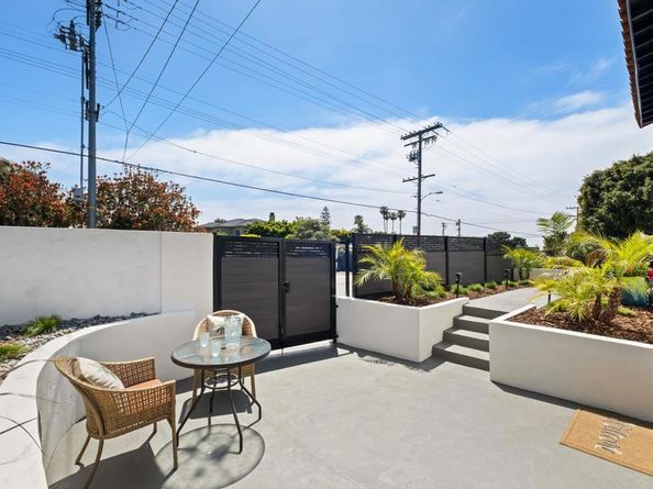 608 Forward Street, La Jolla CA 92037