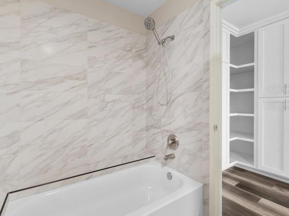 5667 Adobe Falls Rd C, San Diego CA 92120