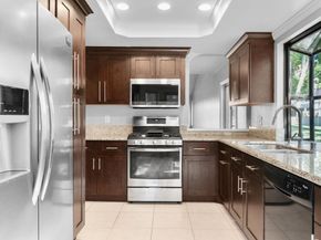 5667 Adobe Falls Rd C, San Diego CA 92120