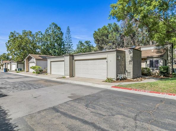 5667 Adobe Falls Rd C, San Diego CA 92120