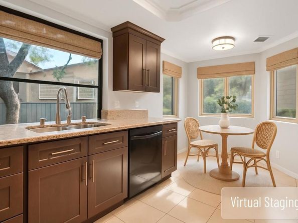 5667 Adobe Falls Rd C, San Diego CA 92120