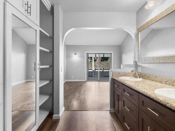 5667 Adobe Falls Rd C, San Diego CA 92120