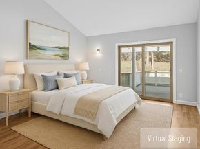 5667 Adobe Falls Rd C, San Diego CA 92120