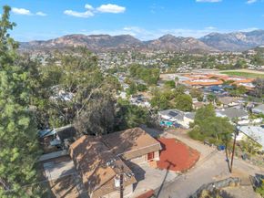 9518 Cypress St, Lakeside CA 92040