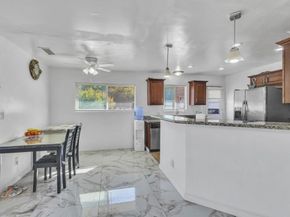 9518 Cypress St, Lakeside CA 92040