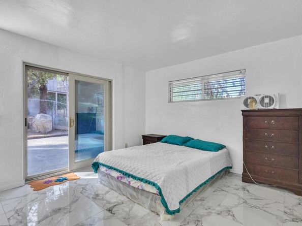 9518 Cypress St, Lakeside CA 92040