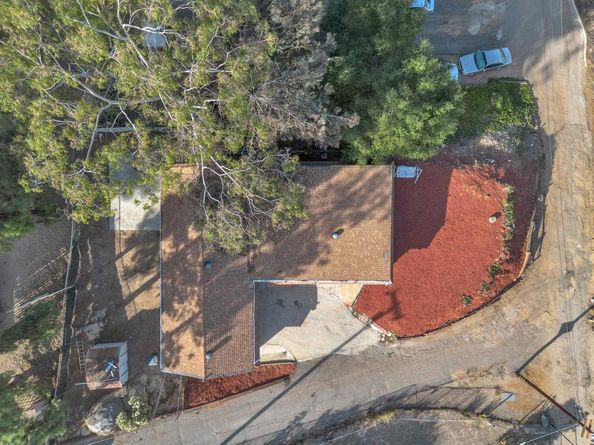 9518 Cypress St, Lakeside CA 92040