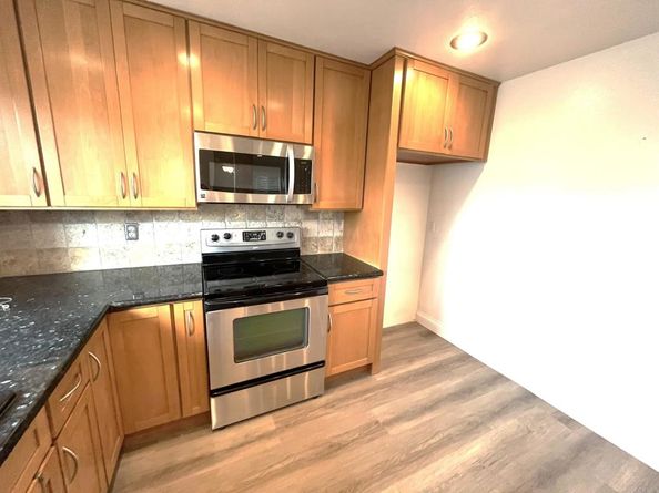 6309 Caminito Salado, San Diego CA 92111