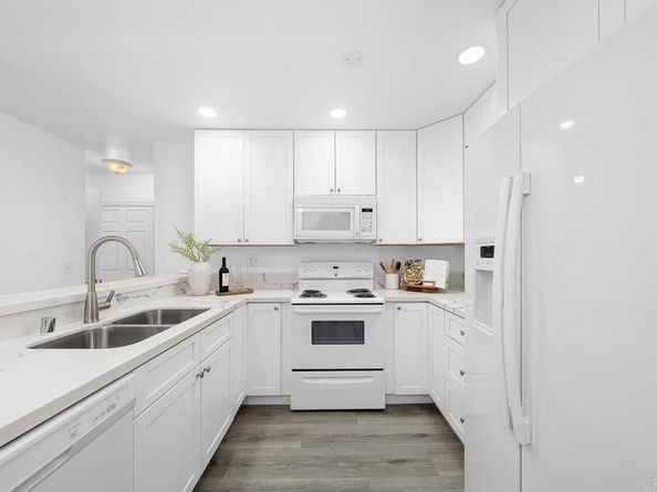 6131 Rancho Mission Road 211, San Diego CA 92108