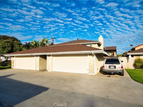 11742 11742 215th 8, Lakewood CA 90715
