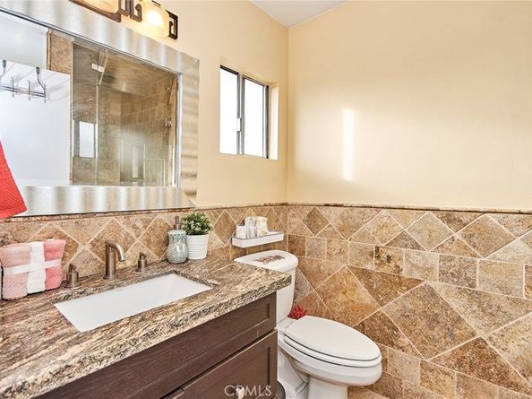 11742 11742 215th 8, Lakewood CA 90715