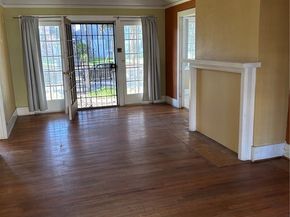 1184 N Kenmore, Los Angeles CA 90029