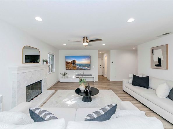 702 Oakcrest Avenue, Brea CA 92821