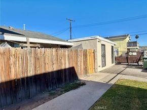 2430 Angela Street, Pomona CA 91766